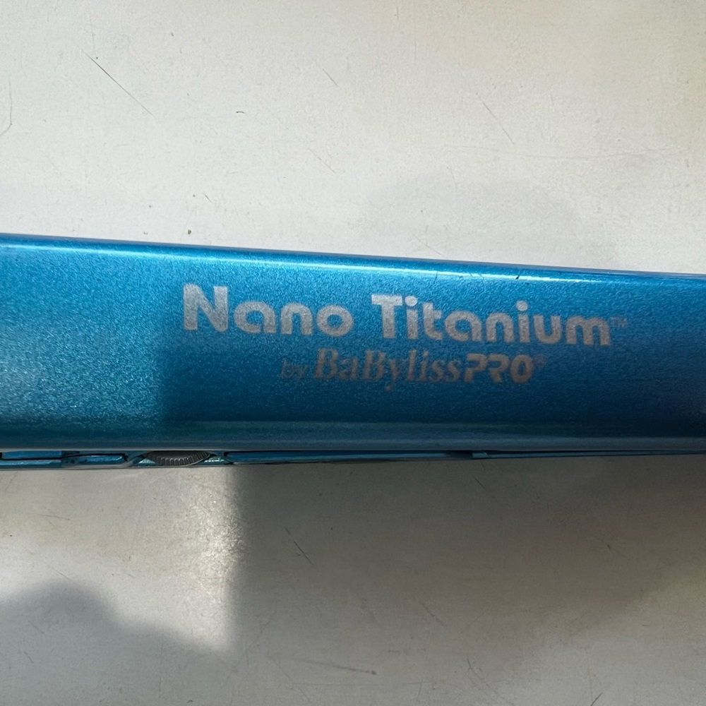 BaBylissPRO Nano Titanium Hair Straightener 1” -Preowned in working condition.